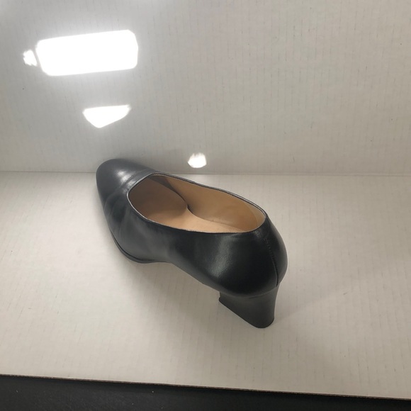 Shoes - Picture 2 of 5